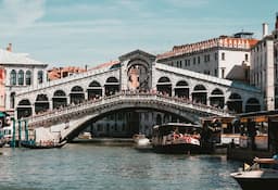 Rialto Bridge-1