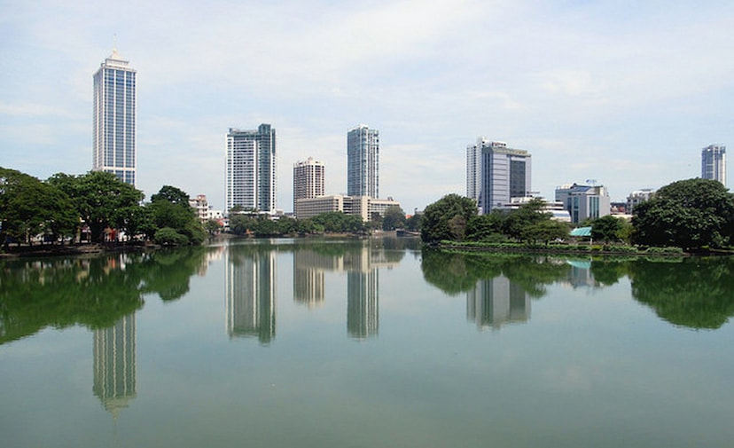 Enjoy a Boat Ride at Beira Lake