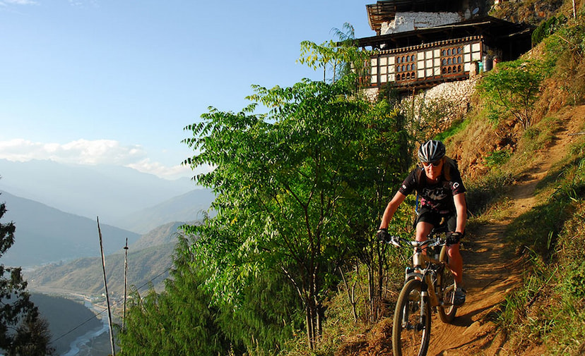 Thrill yourself in Mountain biking
