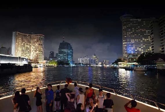 Chaophaya Dinner Cruise
