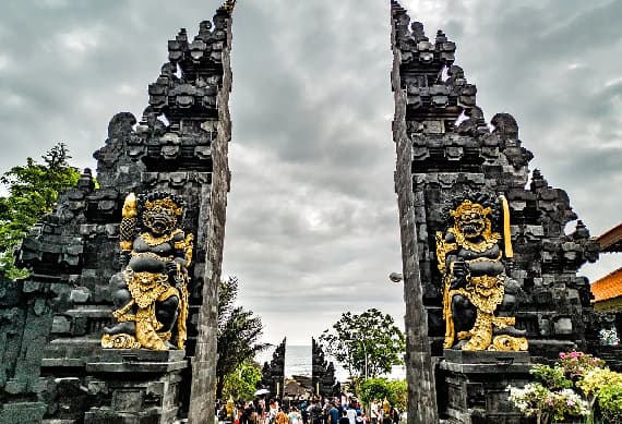 Tanah Lot Temple