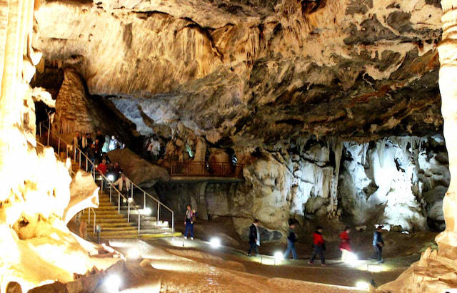 Cango Caves Heritage Tour