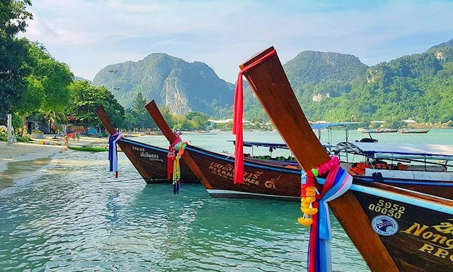 Go Island Hopping In Thailand