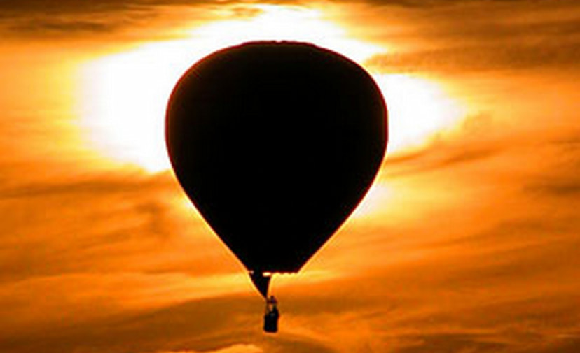 Ride on hot air balloon