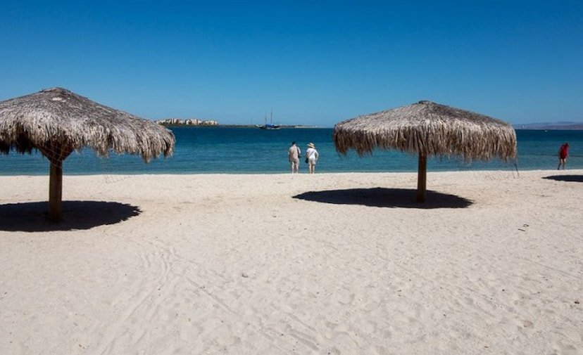 beach camping in La Paz